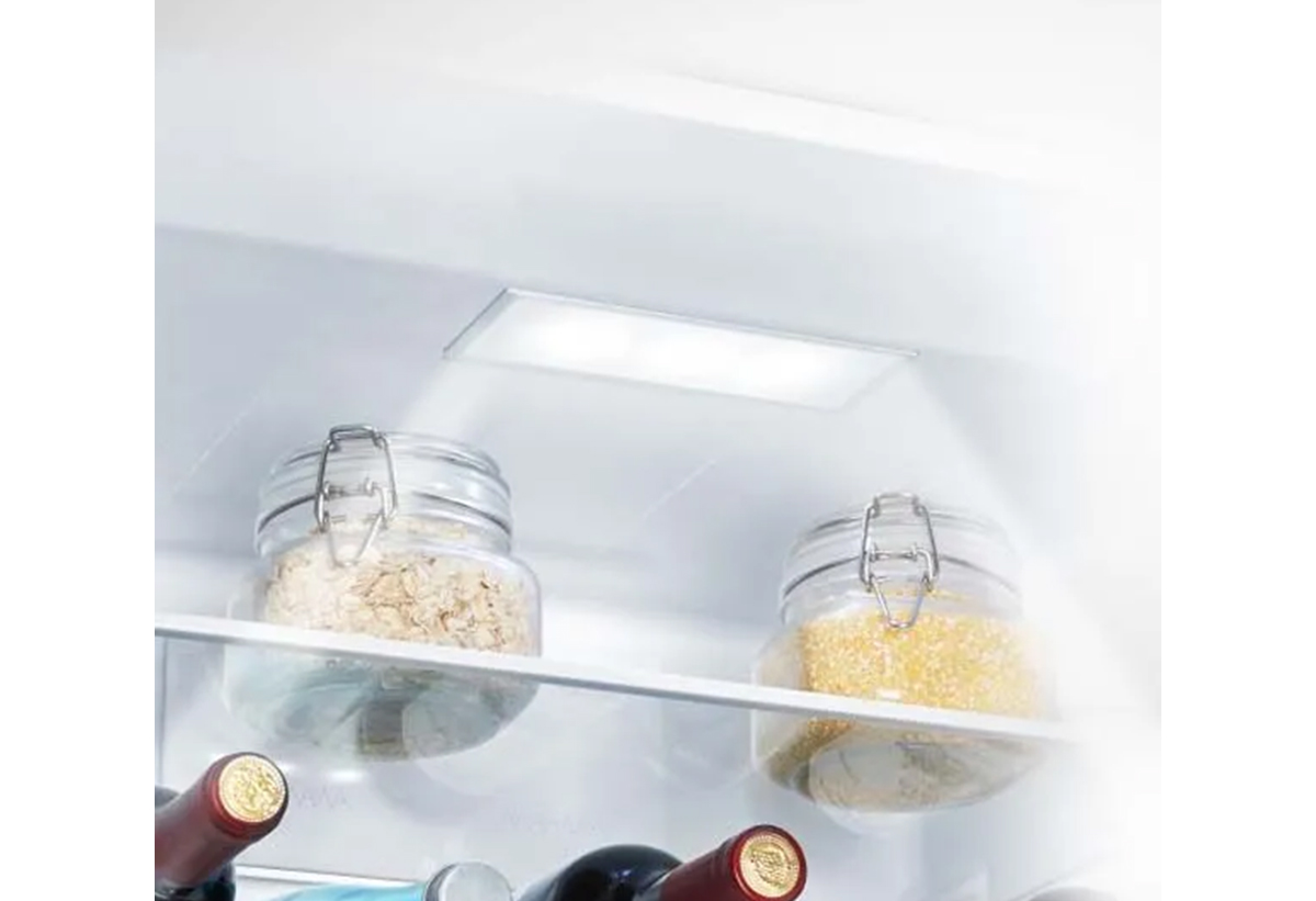 Απεικονίζεται ο φωτισμός LED.